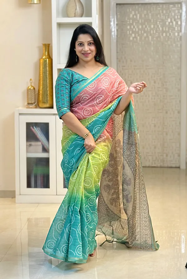 Soft_Semi_Tussar_Silk_sarees_with_Beautiful_Digital_Print_With_Attractive_Border_And_Contrast_Print_Blouse_With_Tassels