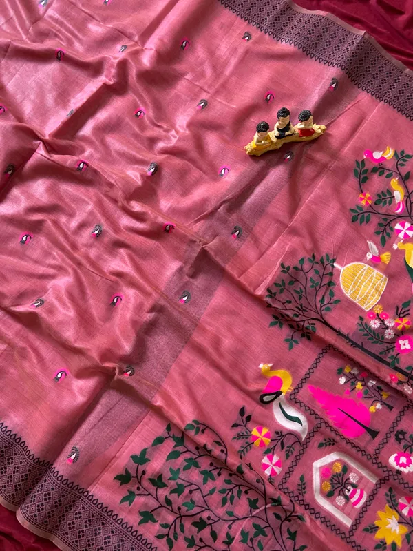 Yashira_Pink_–_Peacock_Pallu_Wedding_Special_|_Premium_Soft_Jamdani_Cotton_Saree_with_Colourful_3D_Woven_Peacock_Design_Pallu