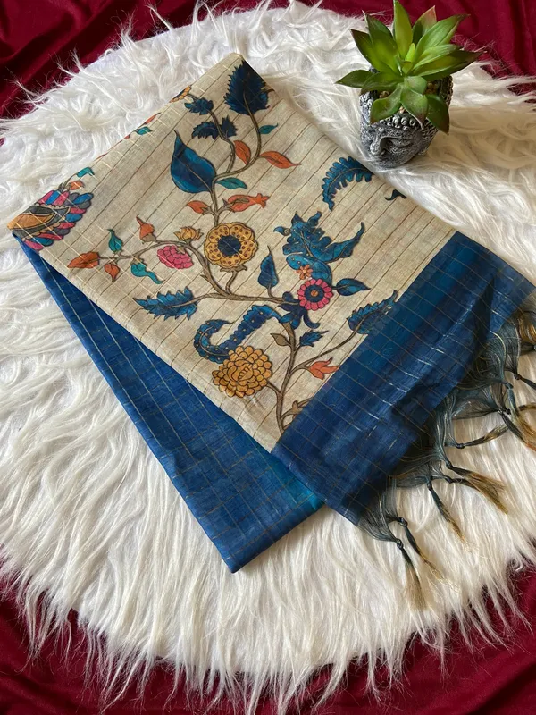Soft_Semi_Tussar_Silk_sarees_with_Beautiful_Digital_Print_With_Attractive_Border_And_Contrast_Print_Blouse_With_Tassels