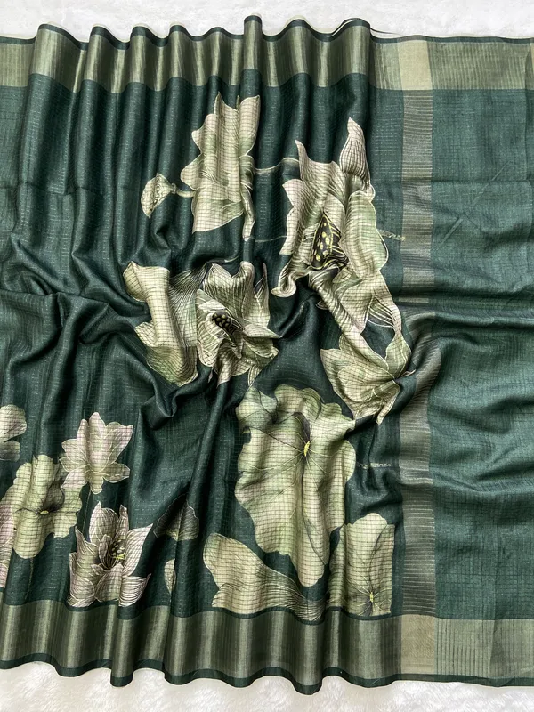 Suhasini_Green_–_Smiling_Aesthetic_Edit_for_You_|_Soft_Tussar_Silk_Saree_with_Digital_Print,_Checks_Design_Saree_&_Digital_Print_Blouse_with_Tassels