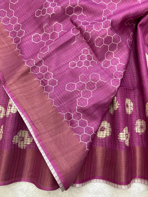 Geetika_Pink_–_Melodic_Aesthetic_Edit_for_You_|_Soft_Tussar_Silk_Saree_with_Digital_Print,_Checks_Design_Saree_&_Digital_Print_Blouse_with_Tassels