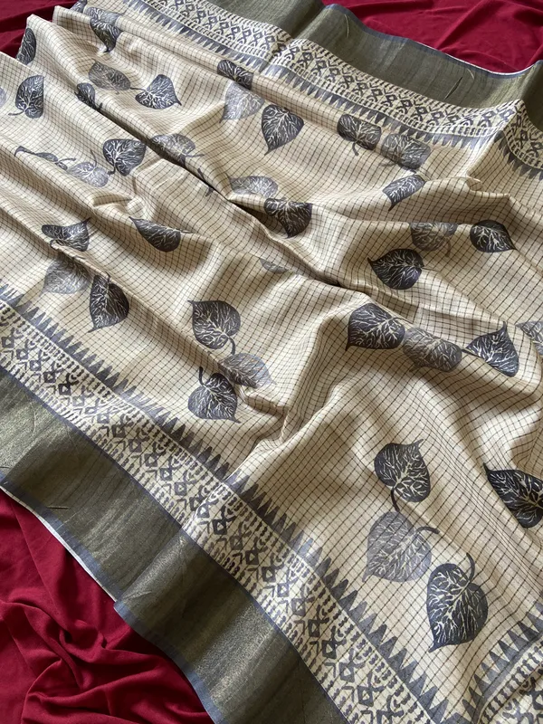 Soft_Tussar_Silk_sarees_with_Beautiful_Digital_Print_With_Attractive_Checks_Design_Saree_And_Digital_Print_Blouse_With_Tassels