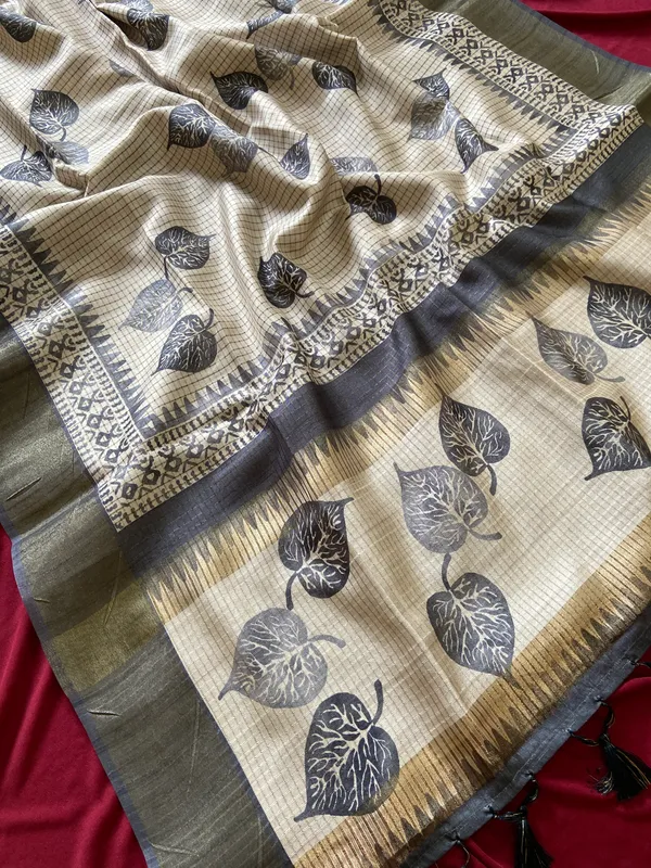 Soft_Tussar_Silk_sarees_with_Beautiful_Digital_Print_With_Attractive_Checks_Design_Saree_And_Digital_Print_Blouse_With_Tassels