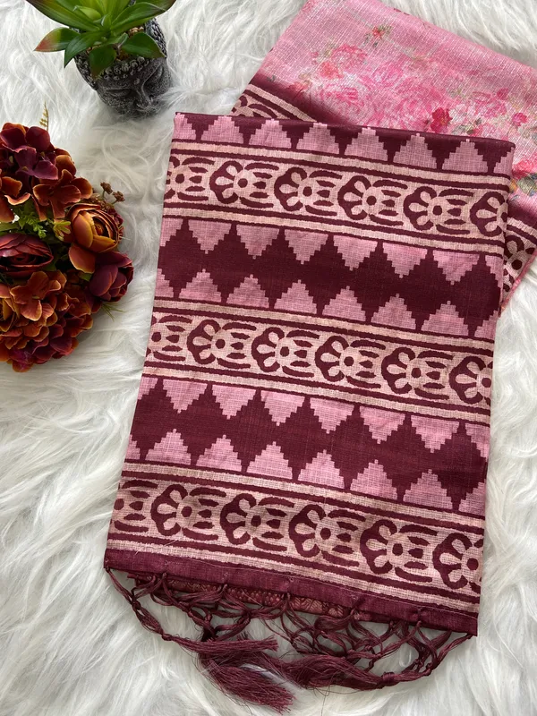 Pahal_Pink_–_Aesthetic_Edit_for_You_|_Soft_Kota_Saree_with_Print,_Pallu_&_Contrast_Print_Blouse_with_Tassels