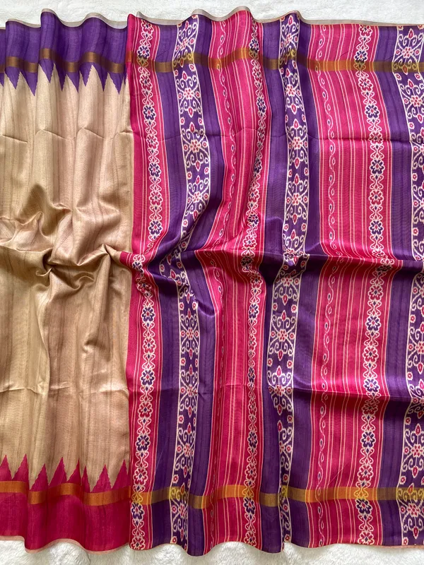 Soft_Tussar_Silk_sarees_with_Beautiful_Print_With_Attractive_Border_And_Contrast_Print_Blouse_With_Tassels