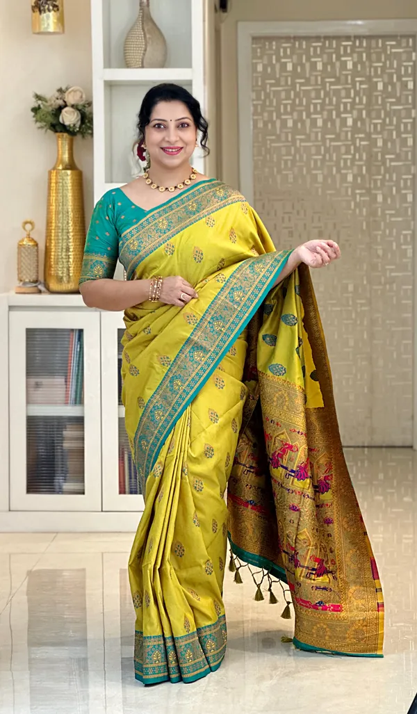 Artha_Parrot_Green_–_Prosperous_Wedding_Special_|_Premium_Soft_Paithani_Silk_Saree_with_Weaving_Pattern,_Rich_Pallu_&_Border_&_Weaving_Blouse