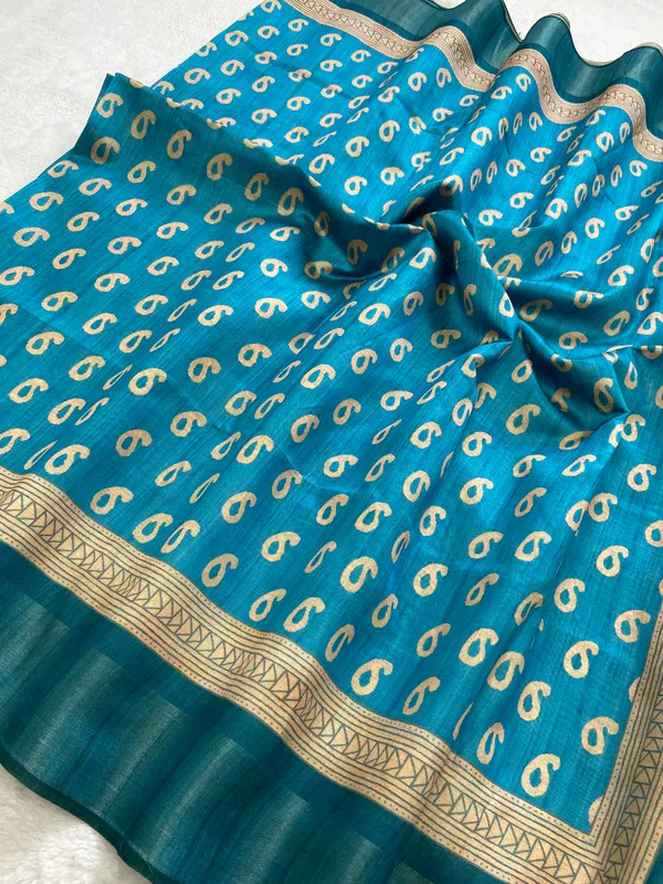 Mahika_Rama_Green_–_Navratri_Special_|_Soft_Tussar_Silk_Saree_with_Print,_Border_&_Contrast_Print_Blouse_with_Tassels
