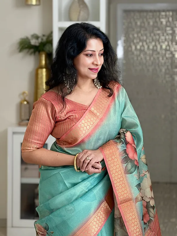 Dhriti_Peach_–_Diwali_Special_|_Soft_Tissue_Silk_Saree_with_Digital_Print,_Border_&_Rich_Pallu,_Sequence_&_Contrast_Print_Blouse_with_Tassels
