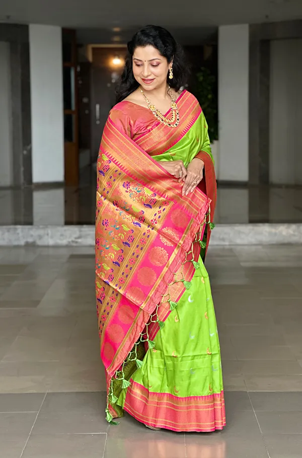 Rajeshri_Parrot_Green_–_Royal_Wedding_Special_|_Premium_Soft_Paithani_Silk_Saree_with_Weaving_Pattern,_Rich_Pallu_&_Border_&_Weaving_Blouse