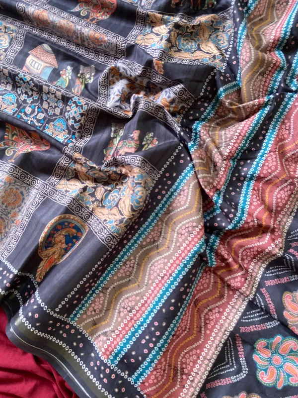 Soft_Tussar_Silk_sarees_with_Beautiful_Digital_Print_With_Attractive_Border_And_Contrast_Print_Blouse_With_Tassels