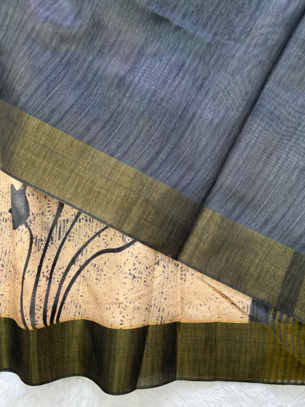 Aalia_Grey_–_Noble_Aesthetic_Edit_for_You_|_Soft_Tussar_Silk_Saree_with_Print,_Border_&_Contrast_Print_Blouse_with_Tassels