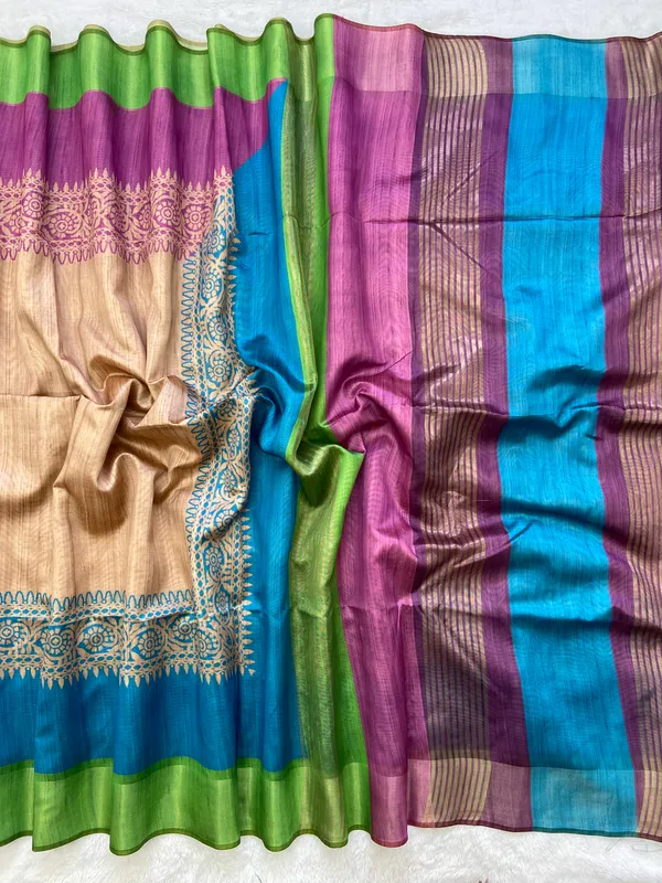 Bhanumati_Green_–_Navratri_Special_|_Soft_Tussar_Silk_Saree_with_Print,_Border_&_Contrast_Print_Blouse_with_Tassels