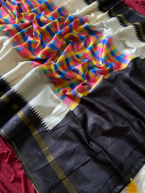 Soft_Tussar_Silk_sarees_with_Beautiful_Digital_Print_With_Attractive_Border_And_Contrast_Print_Blouse_With_Tassels