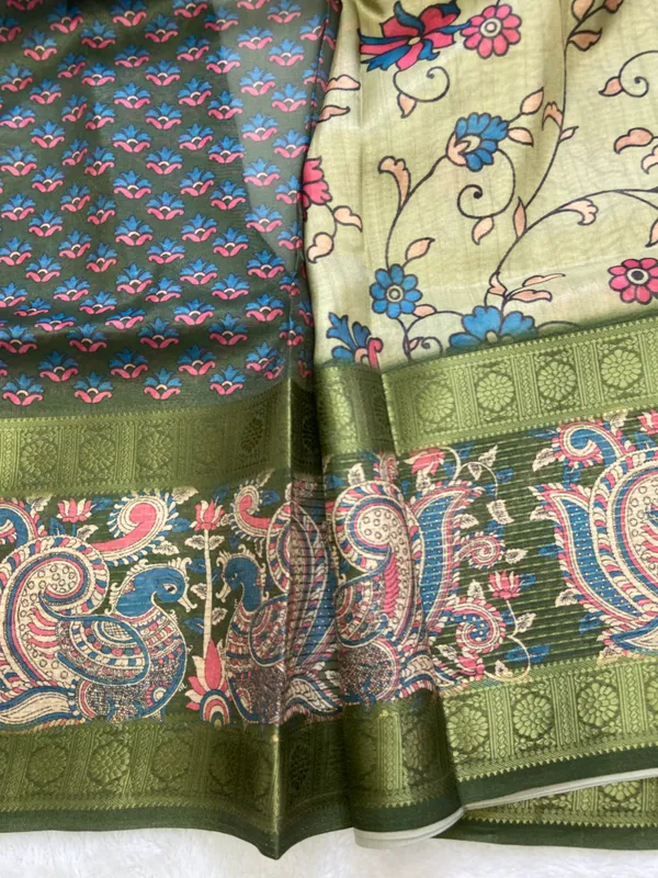 Soft_Maheshwari_Tissue_Silk_sarees_with_Beautiful_Digital_Print_With_Attractive_Border_&_Rich_Pallu_With_Sequence_And_Contrast_Print_Blouse_With_Tassels