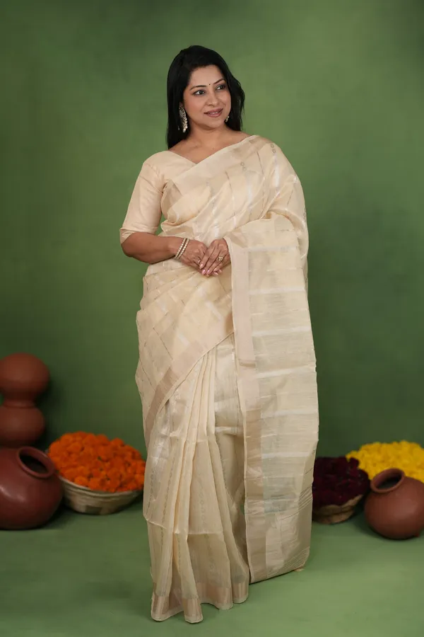 Soft_Linen_Cotton_Silk_sarees_with_Beautiful_Weaving__Zari_Butti_Design_With_Attractive_Border_&_Rich_Pallu__And_Running__Plain_Blouse_With_Tassels