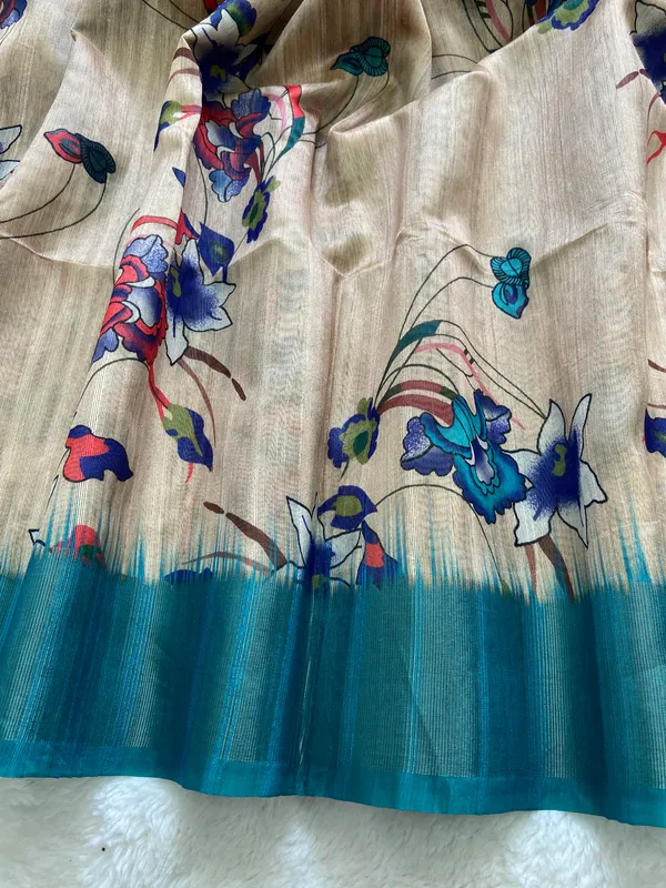 Kaveri_Rama_Green_–_Navratri_Special_|_Soft_Tussar_Silk_Saree_with_Digital_Print,_Pallu_&_Zari_Border_&_Contrast_Digital_Print_Blouse_with_Tassels