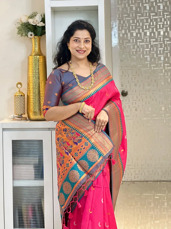 Premium_Soft_Paithani_Silk_sarees_With_Beautiful_Weaving_Pattern_With_Attractive_Rich_Pallu_And_Border_And_Weaving_Blouse_With_Tassels