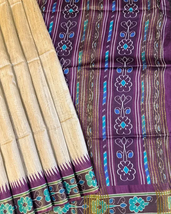 Soft_Tussar_Silk_sarees_with_Beautiful_Print_With_Attractive_Border_And_Contrast_Print_Blouse_With_Tassels
