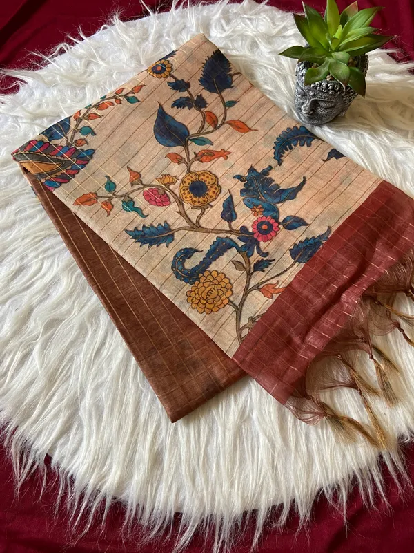 Soft_Semi_Tussar_Silk_sarees_with_Beautiful_Digital_Print_With_Attractive_Border_And_Contrast_Print_Blouse_With_Tassels