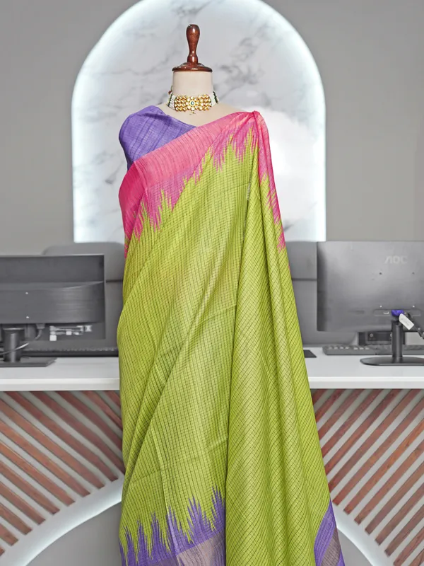 Soft_Tussar_Silk_sarees_with_Beautiful_Digital_Print_With_Attractive_Checks_Design_Saree_And_Digital_Print_Blouse_With_Tassels
