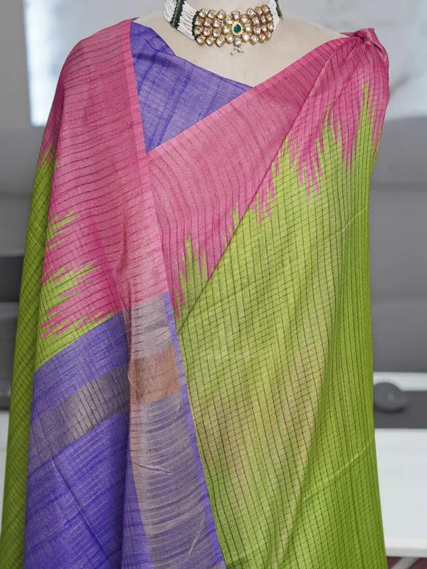 Soft_Tussar_Silk_sarees_with_Beautiful_Digital_Print_With_Attractive_Checks_Design_Saree_And_Digital_Print_Blouse_With_Tassels
