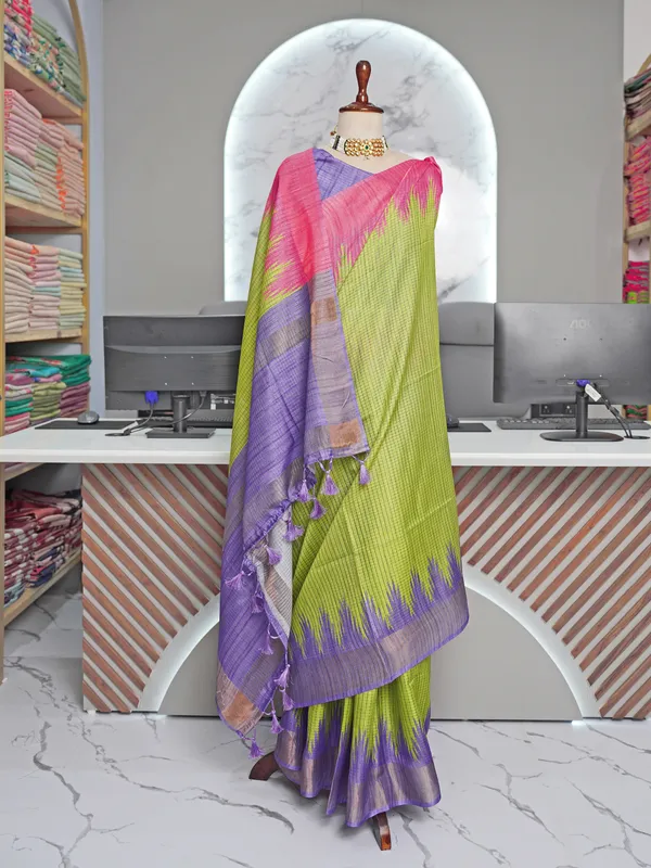 Soft_Tussar_Silk_sarees_with_Beautiful_Digital_Print_With_Attractive_Checks_Design_Saree_And_Digital_Print_Blouse_With_Tassels