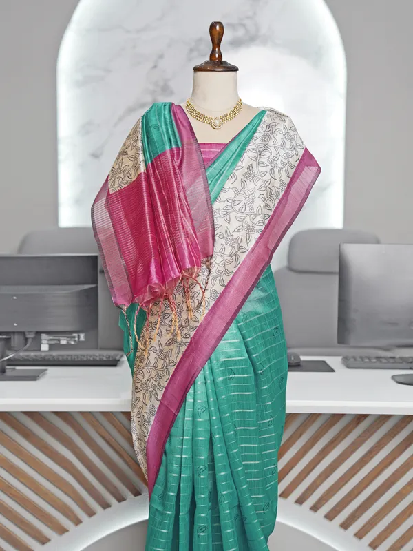 Soft_Semi_Tussar_Silk_sarees_with_Beautiful_Digital_Print_With_Attractive_Border_And_Contrast_Print_Blouse_With_Tassels