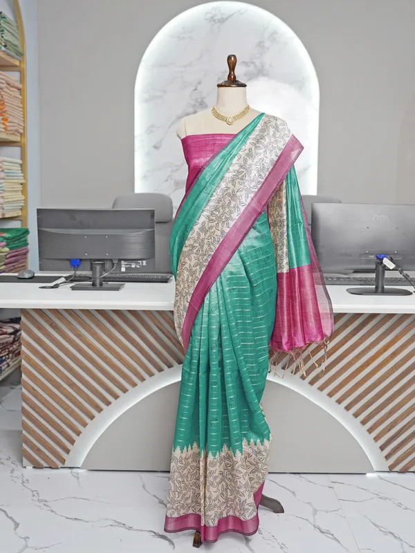 Soft_Semi_Tussar_Silk_sarees_with_Beautiful_Digital_Print_With_Attractive_Border_And_Contrast_Print_Blouse_With_Tassels