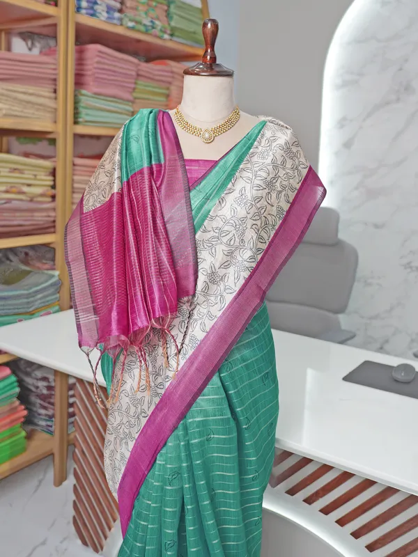 Soft_Semi_Tussar_Silk_sarees_with_Beautiful_Digital_Print_With_Attractive_Border_And_Contrast_Print_Blouse_With_Tassels