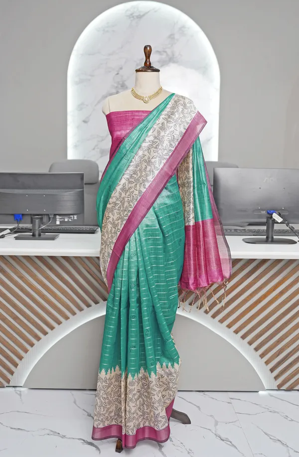 Soft_Semi_Tussar_Silk_sarees_with_Beautiful_Digital_Print_With_Attractive_Border_And_Contrast_Print_Blouse_With_Tassels