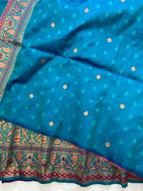 Premium_Soft_Paithani_Silk_sarees_With_Beautiful_Weaving_Pattern_With_Attractive_Rich_Pallu_And_Border_And_Weaving_Blouse_With_Tassels