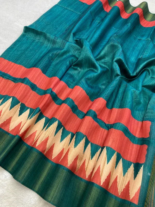 Libni_Rama_Green_–_Navratri_Special_|_Soft_Tussar_Silk_Saree_with_Print,_Border_&_Contrast_Print_Blouse_with_Tassels