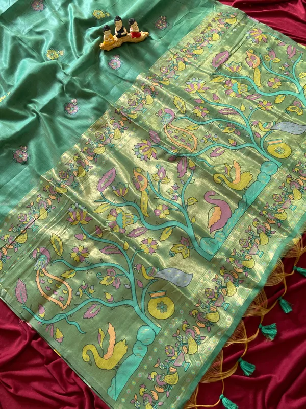 Swan_Green_–_Swan_Motif_Wedding_Special_|_Premium_Soft_Muga_Cotton_Paithani_Saree_with_Weaving_Design_Featuring_Jungle_Theme_&_Swan_Motifs_Pallu
