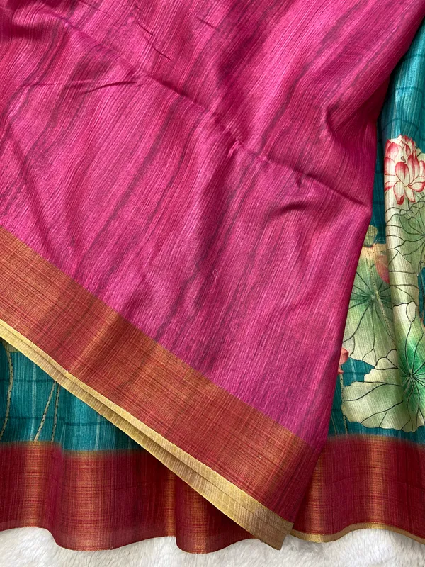 Avanti_Rama_Green_–_Regal_Navratri_Special_|_Soft_Tussar_Silk_Saree_with_Print,_Border_&_Contrast_Print_Blouse_with_Tassels