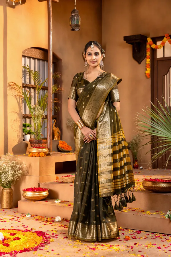 Gungun_Black_–_Melodic_Wedding_Special_|_Premium_Soft_Khadi_Shimmer_Saree_with_Butti_Design_Weaving_Pallu,_Traditional_Zari_Weaving_Border