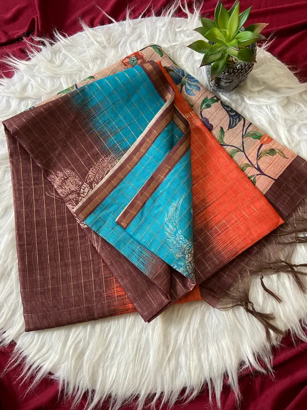 Soft_Semi_Tussar_Silk_sarees_with_Beautiful_Digital_Print_With_Attractive_Border_And_Contrast_Print_Blouse_With_Tassels