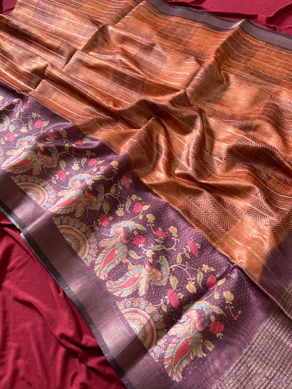 Soft_Semi_Tussar_Silk_sarees_with_Beautiful_Digital_Print_With_Attractive_Border_And_Contrast_Print_Blouse_With_Tassels