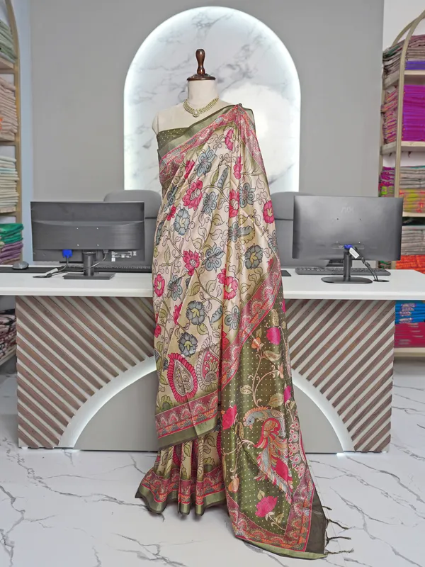 Soft_Tussar_Silk_sarees_with_Beautiful_Digital_Print_With_Attractive_Border_And_Contrast_Print_Blouse_With_Tassels