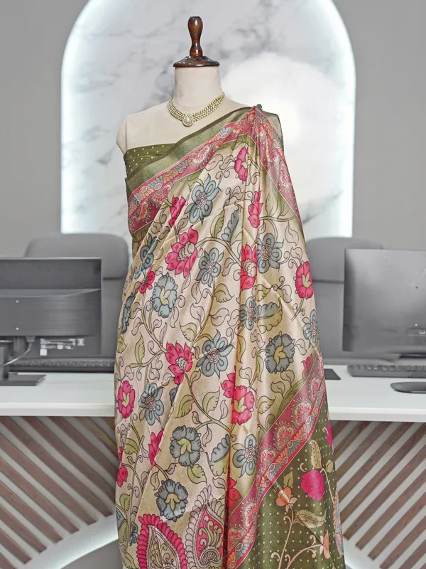 Soft_Tussar_Silk_sarees_with_Beautiful_Digital_Print_With_Attractive_Border_And_Contrast_Print_Blouse_With_Tassels