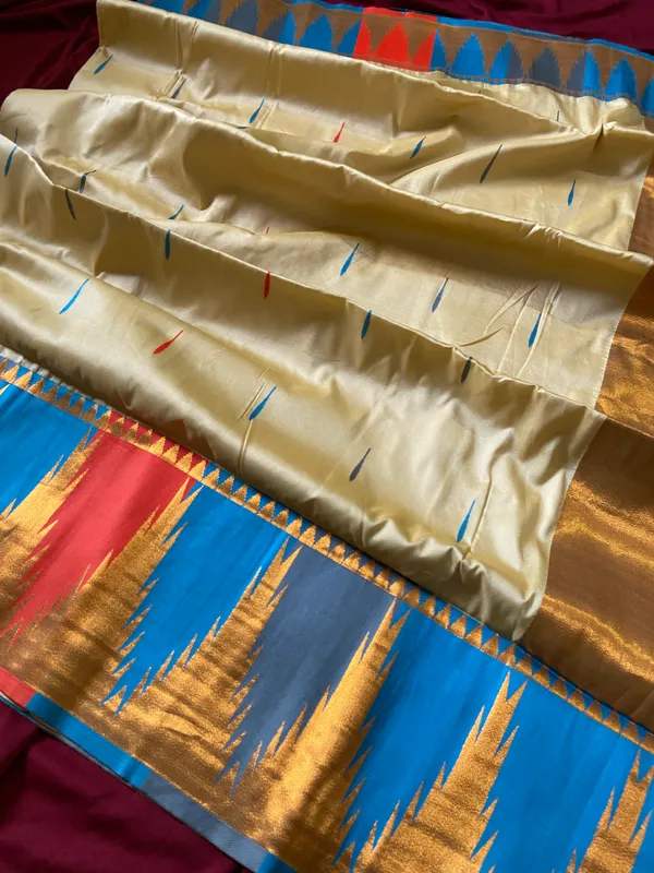 Premium_Soft_Paithani_Silk_sarees_With_Beautiful_Weaving_Pattern_With_Attractive_Rich_Pallu_And_Border_And_Weaving_Blouse_With_Tassels