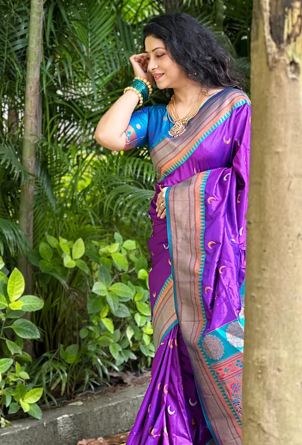 Rajeshri_Wine_–_Royal_Wedding_Special_|_Premium_Soft_Paithani_Silk_Saree_with_Weaving_Pattern,_Rich_Pallu_&_Border_&_Weaving_Blouse_with_Tassels