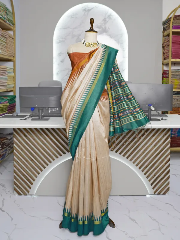 Soft_Tussar_Silk_sarees_with_Beautiful_Digital_Print_With_Attractive_Border_And_Contrast_Print_Blouse_With_Tassels