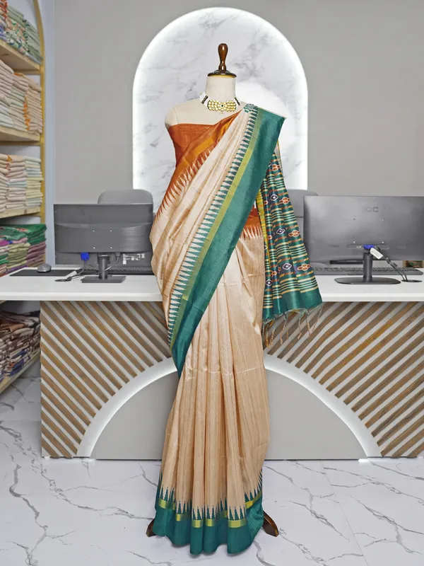 Soft_Tussar_Silk_sarees_with_Beautiful_Digital_Print_With_Attractive_Border_And_Contrast_Print_Blouse_With_Tassels