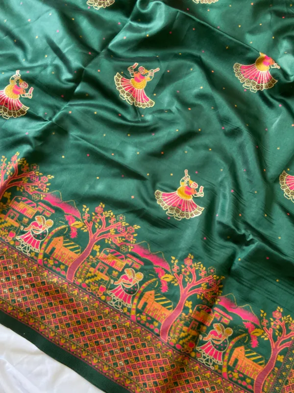 Melody_Green_–_Melodic_Navratri_Special_|_Soft_Pashmina_Silk_Saree_with_Woven_Zari_Work,_Pashmina_Design_Saree_&_Running_Blouse_with_Tassels