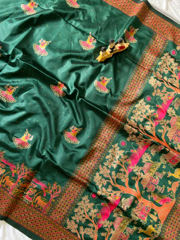 Melody_Green_–_Melodic_Navratri_Special_|_Soft_Pashmina_Silk_Saree_with_Woven_Zari_Work,_Pashmina_Design_Saree_&_Running_Blouse_with_Tassels