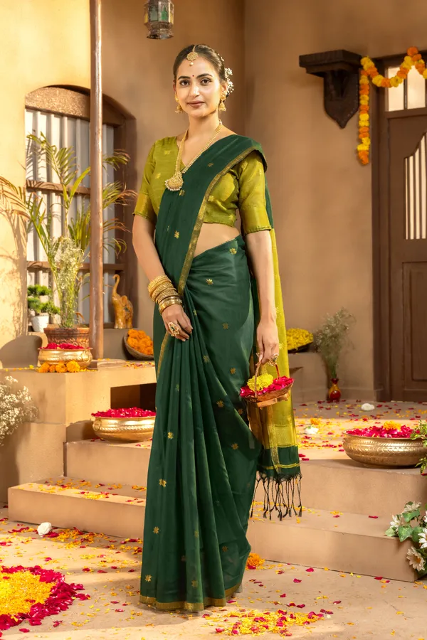 Jasleen_Mehendi_Green_–_Wedding_Special_|_Original_Maheswari_Cotton_Silk_Saree_with_Kanchipuram_Rich_Gold-Toned_Woven_Butti_Zari_Work,_Zari_Border