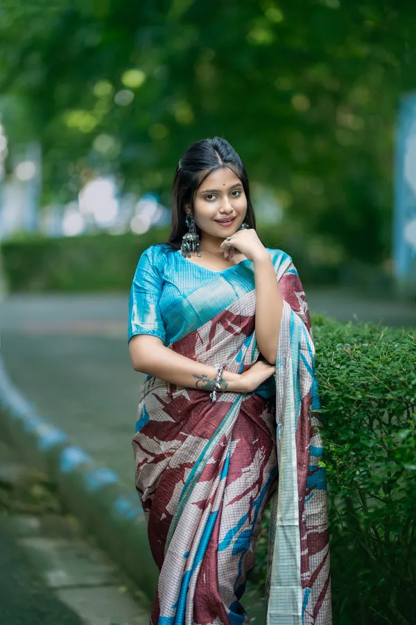 Aarathi_Coffee_Brown_&_Sky_Blue_–_Aarti_Glow_Diwali_Special_|_Soft_Tussar_Silk_Saree_with_Digital_Print,_Checks_Design_Saree_&_Digital_Print_Blouse