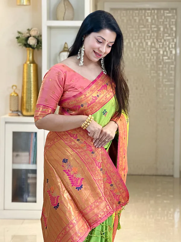 Premium_Soft_Paithani_Silk_sarees_With_Beautiful_Weaving_Pattern_With_Attractive_Rich_Pallu_And_Border_And_Weaving_Blouse_With_Tassels
