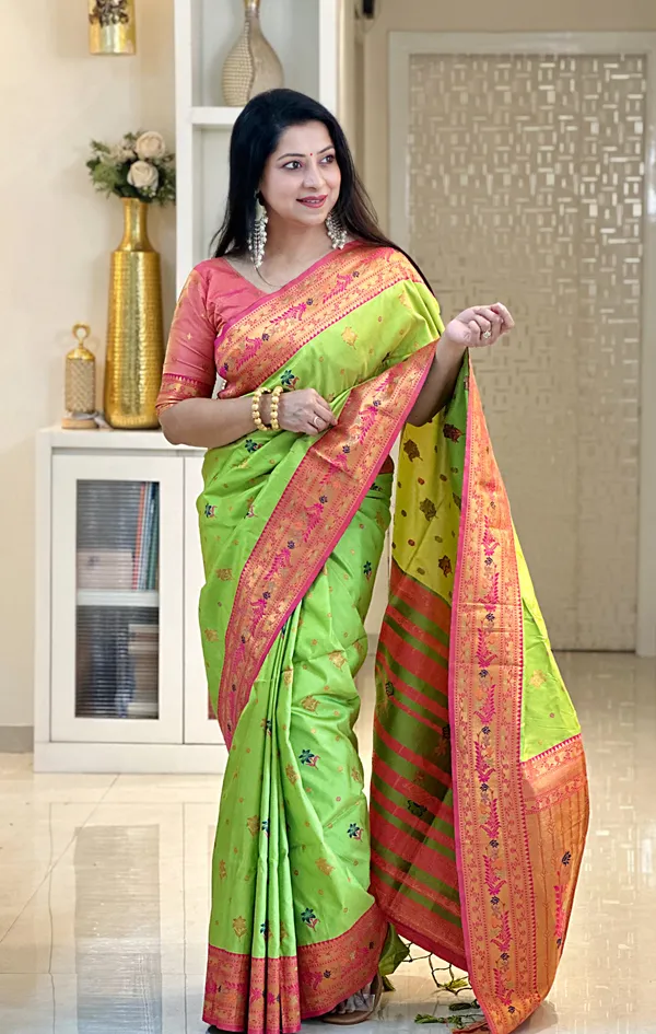 Premium_Soft_Paithani_Silk_sarees_With_Beautiful_Weaving_Pattern_With_Attractive_Rich_Pallu_And_Border_And_Weaving_Blouse_With_Tassels