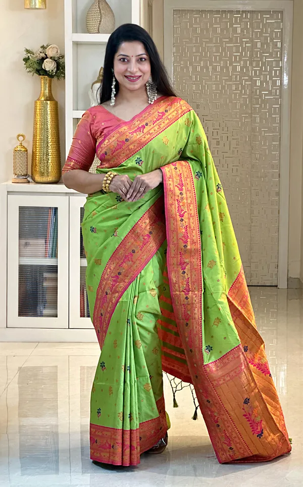 Premium_Soft_Paithani_Silk_sarees_With_Beautiful_Weaving_Pattern_With_Attractive_Rich_Pallu_And_Border_And_Weaving_Blouse_With_Tassels